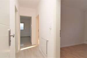 PETS ALLOWED IN FREE STANDING HOUSE! Refurbished in 2021, approx. 200 m², fenced in yard, and garage – 65199 Dotzheim, Wiesbaden – Vorschaubild 6