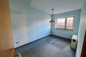 Solides 5-Zimmer-Einfamilienhaus in Steinheim-Bergheim mit separatem 600qm Gartengrundstück  – Höxter (Kreis) – Vorschaubild 7