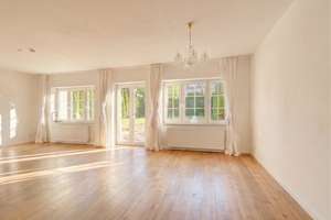Top saniert, top gedämmt, top Garten –
attraktive Doppelhaushälfte in Waldtrudering – Die vollständige Adresse der Immobilie erhältst du vom Anbieter., 81827 Waldtrudering, München – Vorschaubild 3