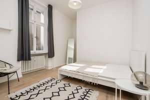 Endlich gefunden, traumhafte Altbauwohnung mit Balkon im  bayrischen Viertel in Wilmersdorf – Die vollständige Adresse der Immobilie erhältst du vom Anbieter., 10717 Wilmersdorf, Berlin – Vorschaubild 8