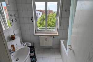 Attraktive 2-Zimmer-Wohnung mit Balkon u. Einbauküche in Freising – Attachinger Weg 47, 85356 Freising (Kreis) – Vorschaubild 4