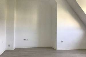 Flotte 2-Zimmer-Dachgeschosswohnung in Stadtlage! – Blumenthalstr. 18, 45138 Huttrop, Essen – Vorschaubild 7