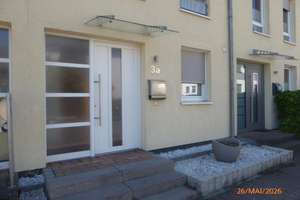 Charmantes Reihenmittelhaus in Ffm Kalbach – Am weißkirchener Berg 3a, 60437 Kalbach-Riedberg, Frankfurt am Main – Vorschaubild 1
