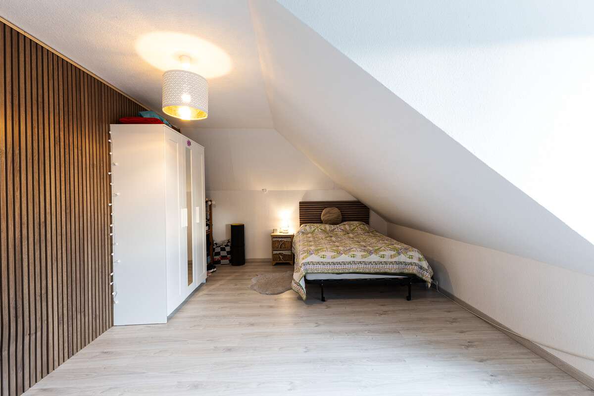 Immobilie in Hohenlockstedt - Charmantes Einfamilienhaus mit großem Garten, Keller, Garage & Carport für die Familie! - Bild 1