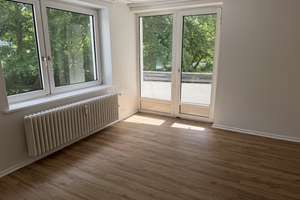 Modernisiertes 1-Zimmer-Apartment in Lübeck – Eschenburgstraße 27 c, 23568 Sankt Gertrud, Lübeck – Vorschaubild 3