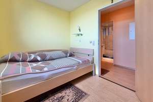 Waiblingen: Großzügige 3,5-Zimmer-Wohnung mit herrlichem Ausblick – Die vollständige Adresse der Immobilie erhältst du vom Anbieter., 71334 Waiblingen – Vorschaubild 2
