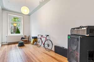 Property thumbnail 6