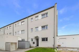 Modernes Stadthaus mit Dachterrasse, PV-Anlage & familienfreundlichem Grundriss – Die vollständige Adresse der Immobilie erhältst du vom Anbieter., 93055 Burgweinting-Harting, Regensburg – Vorschaubild 26