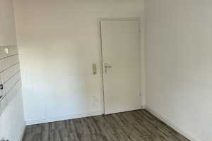 Gemütliche Wohnung mit Balkon in der Horster Str. 193 in Gelsenkirchen – Horster Str. 193, 45897 Gelsenkirchen – Vorschaubild 4