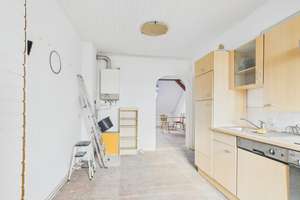 Property thumbnail 6