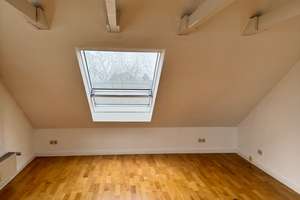 Gemütliche Dachgeschosswohnung: 3 Zimmer, Balkon & EBK am Westerberg – Zelterstr. 14, 49076 Westerberg, Osnabrück – Vorschaubild 3