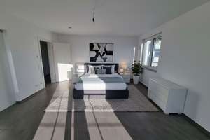 ***Elegante 3-Zi.-Penthouse-Whg. mit 90 qm großer Dachterrasse, 2 TG-Stellplätzen und EBK*** – 70374 Muckensturm, Stuttgart – Vorschaubild 8