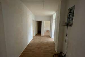 Großzügige 4-Zimmer-Wohnung in ruhiger Lage mit Aufzug im Haus – Friedrich-Bauer-Str. 14, 91058 Forschungszentrum, Erlangen – Vorschaubild 5