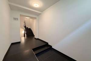 PRIVATE FLOOR LIVING AM HOFGARTEN | EIGENE ETAGE · DIREKTER LIFTZUGANG ·  KAMIN – Die vollständige Adresse der Immobilie erhältst du vom Anbieter., 40479 Pempelfort, Düsseldorf – Vorschaubild 17