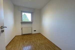 Familienfreundliches Reihenendhaus mit großem Garten, Garage & ausgebautem Dachstudio – Erich-Ollenhauer-Straße 54, 65187 Biebrich, Wiesbaden – Vorschaubild 27