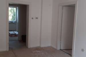 Helle und ruhige drei Zimmer Wohnung in D-Derendorf/Düsseltal Nähe S-Bahn & ÖPNVV – Buddestrasse 4-6, 40470 Düsseltal, Düsseldorf – Vorschaubild 2