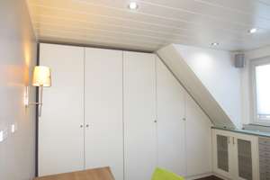 Klimatisierte Maisonette, möbliert, mit Dachterrasse, Garten & Stellplatz – Liedberger Weg 33, 40547 Lörick, Düsseldorf – Vorschaubild 14