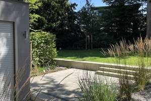 Modernes Design-Reiheneckhaus mit Südgarten in München-Bogenhausen – Die vollständige Adresse der Immobilie erhältst du vom Anbieter., 81925 Herzogpark, München – Vorschaubild 2