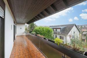 *Reserviert* Familienfreundliches Zuhause mit tollem Ausblick, Stellplatz, Balkon und Terrasse! – Die vollständige Adresse der Immobilie erhältst du vom Anbieter., 75239 Eisingen – Vorschaubild 4