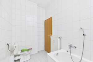 Gemütliche 3-Raum Erdgeschosswohnung mit Jalousien – Kaiserstraße 46, 8209 Vogtlandkreis – Vorschaubild 10