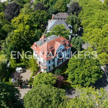 Imposante Villa in Marienburg