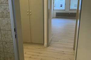 Attraktive 1-Zimmer-Wohnung in zentraler Top-Lage von Karlsruhe–Provisionsfreier Verkauf von Privat – Die vollständige Adresse der Immobilie erhältst du vom Anbieter., 76135 Weststadt, Karlsruhe – Vorschaubild 3