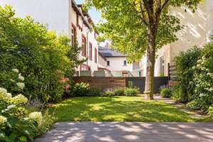 Einfamilienhaus mit Garten, Kamin und Terrasse