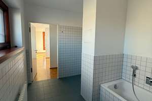 Wohnen mit Charakter: 2-Zimmer-Etagenwohnung in Frankfurt – 60327 Gutleutviertel, Frankfurt am Main – Vorschaubild 3