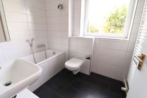 TOP ! Schöne ETW im Erdgeschoss in 4-FH mit neuwertiger Küche, großer Terrasse, Balkon, Garten und K – Die vollständige Adresse der Immobilie erhältst du vom Anbieter., 38442 Fallersleben, Wolfsburg – Vorschaubild 13