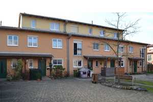 Familienfreundliches Reihenhaus in Lorsch Asturien – Thymianplatz 3, 64653 Bergstraße (Kreis) – Vorschaubild 1