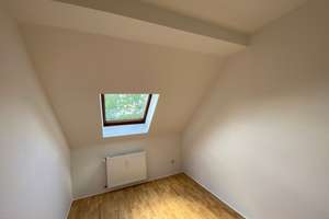 Neu!!! Schöne 4-DG-Raum-Wohnung in Chemnitz-Hilbersdorf – Florastr. 18, 9131 Hilbersdorf, Chemnitz – Vorschaubild 9