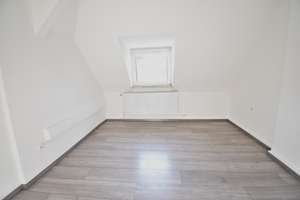 Großzügige 5-Zimmer-Wohnung, WG-geeignet – Soester Strasse 11, 45307 Kray, Essen – Vorschaubild 8