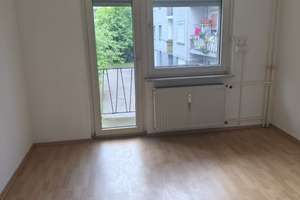 Frisch renovierte 3-Zimmer Wohnung in Unter den Ulmen 32, 47137 Duisburg – Die vollständige Adresse der Immobilie erhältst du vom Anbieter., 44787 Gleisdreieck, Bochum – Vorschaubild 8