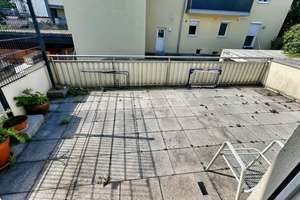 Attraktives Wohn- und Lagergebäude mit 3 Garagen im Zentrum von Stuttgart-Zuffenhausen! – Die vollständige Adresse der Immobilie erhältst du vom Anbieter., 70435 Zuffenhausen-Mitte, Stuttgart – Vorschaubild 5