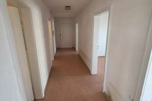9 OG - Stuttgart-Giebel, ideal geschnittene 3-Zim-Wohnung in einem Mehrfamilienhaus mit Balkon – Krokodilweg 40, 70499 Bergheim, Stuttgart – Vorschaubild 11