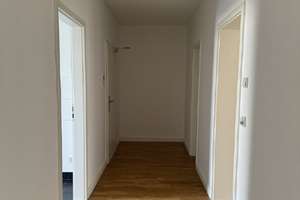 Hochwertige 3-Raum-Wohnung mit Balkon - Aufzug vorhanden! – Helmstedter Straße 4, 39112 Sudenburg, Magdeburg – Vorschaubild 8