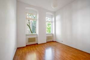 Familienfreundliche Altbauwohnung mit besonderem Raumgefühl – Die vollständige Adresse der Immobilie erhältst du vom Anbieter., 10559 Moabit, Berlin – Vorschaubild 2