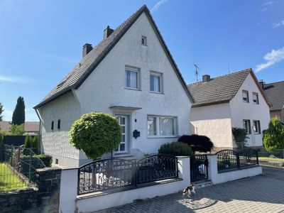 Troisdorf-Spich: Kleines Traumhaus - ziehen Sie ein!