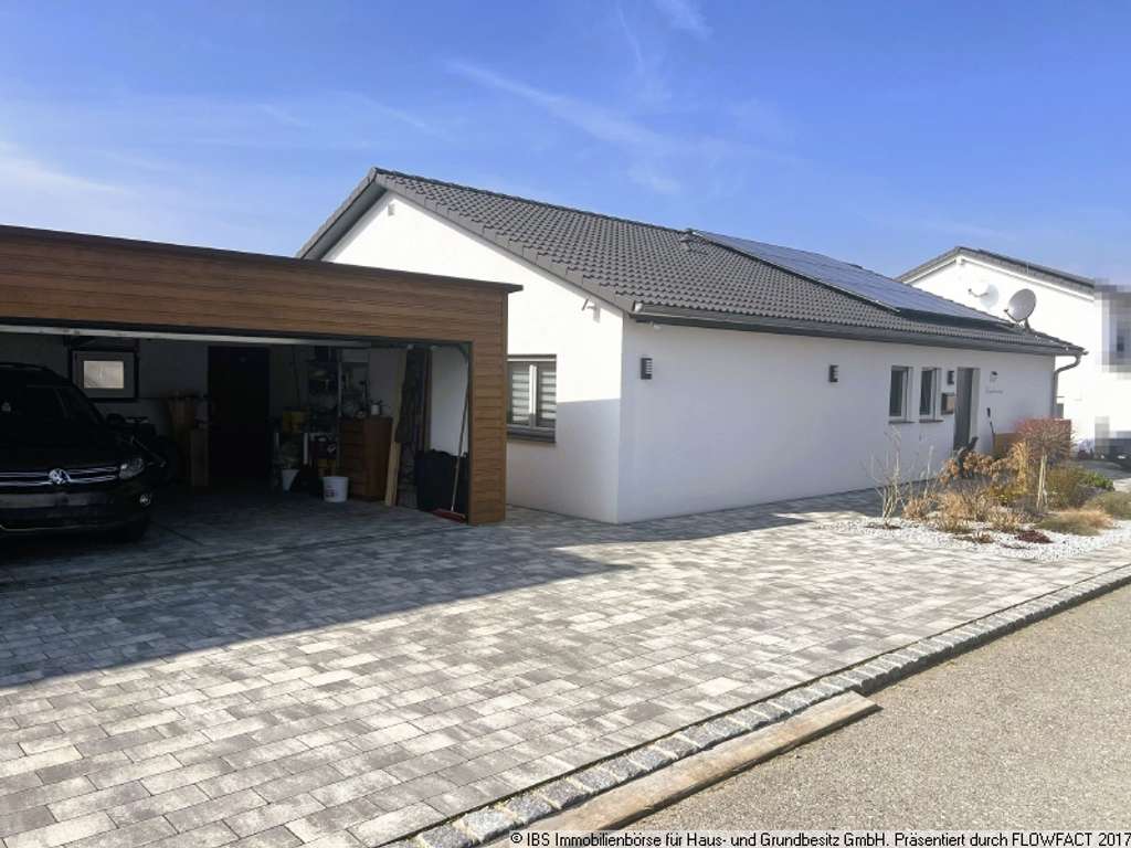 Immobilie in Rot am See - Neuwertiger, moderner Bungalow mit durchdachter Architektur in toller Randlage - Bild 0