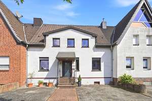Reihenmittelhaus mit großem Grundstück und Baupotenzial in Kerpen Horrem – Die vollständige Adresse der Immobilie erhältst du vom Anbieter., 50169 Kerpen – Vorschaubild 2