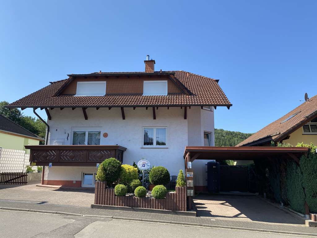 Immobilie in Eppenbrunn - Attraktives Mehrfamilienhaus mit Ferienapartments im Kurort - Bild 3