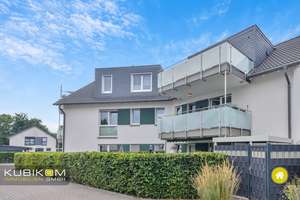 Moderne 3-Zimmer-Dachgeschosswohnung mit Südbalkon