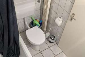Schöne 1-Zimmer Wohnung in Düsseldorf, 2. OG, Balkon – Fleher Straße 176, 40233 Bilk, Düsseldorf – Vorschaubild 7