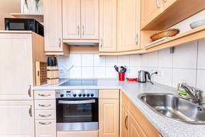 Bezugsfreie 3-Zimmer-Wohnung mit Balkon in schöner Wohnanlage – Sonntagstraße 15, 10245 Friedrichshain, Berlin – Vorschaubild 9