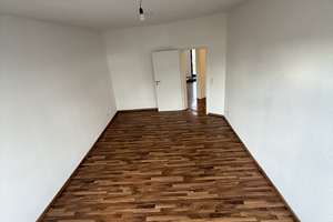 Renovierte Helle 3-Zimmer Wohnung mit Balkon im 3. OG  – Rosa-luxemburg-straße 48, 4315 Neustadt-Neuschönefeld, Leipzig – Vorschaubild 9