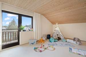 Luxuriös wohnen, sicher leben: Großzügiges Einfamilienhaus in idyllischer Lage von Igensdorf – Die vollständige Adresse der Immobilie erhältst du vom Anbieter., 91338 Igensdorf – Vorschaubild 12