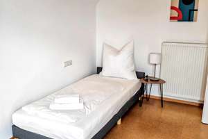 Monteurunterkunft für Firmen – Teamhaus  für 6 bei Ulm Günzburg – monatsbasis – voll ausgestattet – Die vollständige Adresse der Immobilie erhältst du vom Anbieter., 89346 Bibertal – Vorschaubild 12