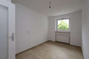 ERSTBEZUG nach Sanierung - Attraktive 3-Zimmerwohnung mit Westloggia - kurzfristig beziehbar – 81737 Altperlach, München – Vorschaubild 5