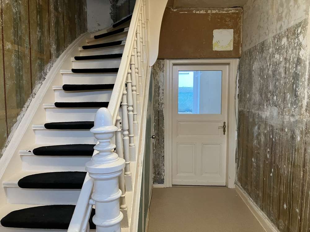 Immobilie in Nistertal - Westerwälder Geschichte mit Gesicht: Ihr neues Zuhause mit besonderer Fassade in 57647 Nistertal - Bild 0