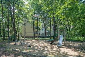 Bezugsfreie 4-Zimmer-Wohnung mit Einbauküche und zwei Balkonen in ruhiger, grüner Lage in Babelsberg – Die vollständige Adresse der Immobilie erhältst du vom Anbieter., 14482 Babelsberg Süd, Potsdam – Vorschaubild 15
